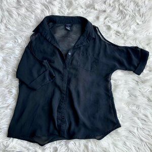 Rue 21 Sheer Black Medium Top